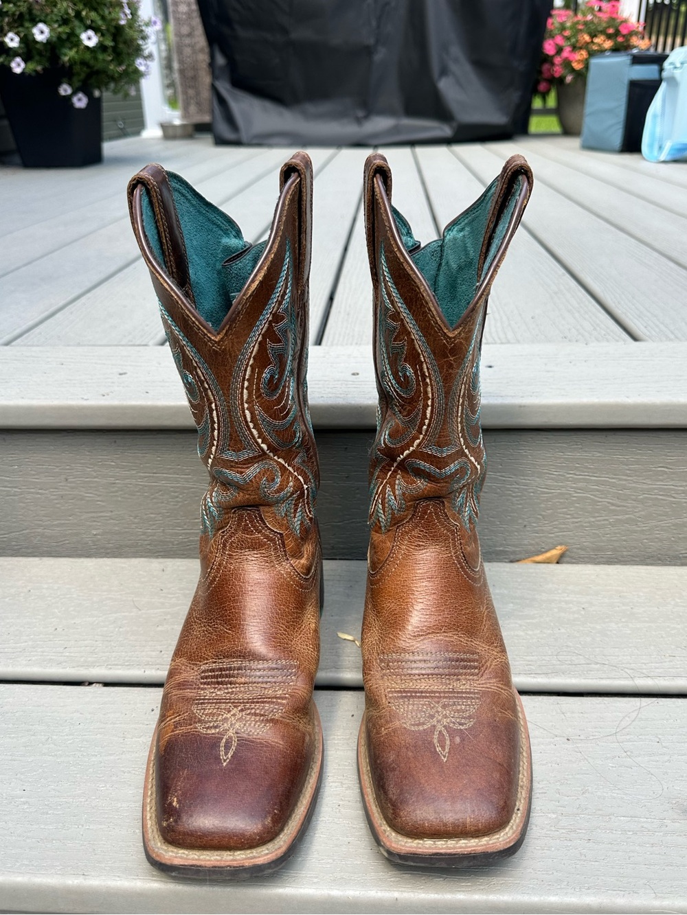 Ariat kids brown leather cowgirl boots